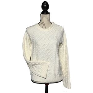 Ann Taylor S cable knit sweater